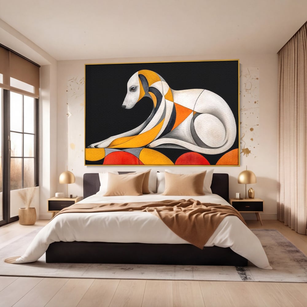 Tablou canvas cu tablou canvas cu caine stilizat in forme geometrice, in rama de aluminiu auriu, pe perete intr-un dormitor
